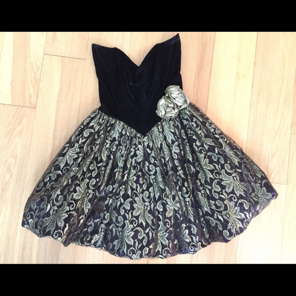 Xs 2 vintage party dress black gold strapless 50s